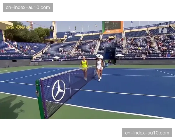 约维奇与拉希莫娃迪拜首轮比拼送油条，被称厨神大赛