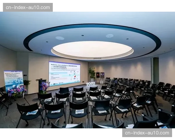 空间视角映射在创新周期内日趋成熟，为全景式观赛协作提供了坚实的算法底层